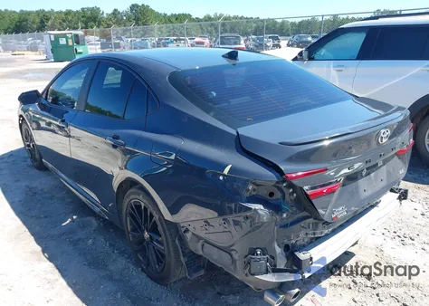 2025 Toyota Camry Se z USA, uszkodzony, nr VIN 4T1DAACKXSU524698